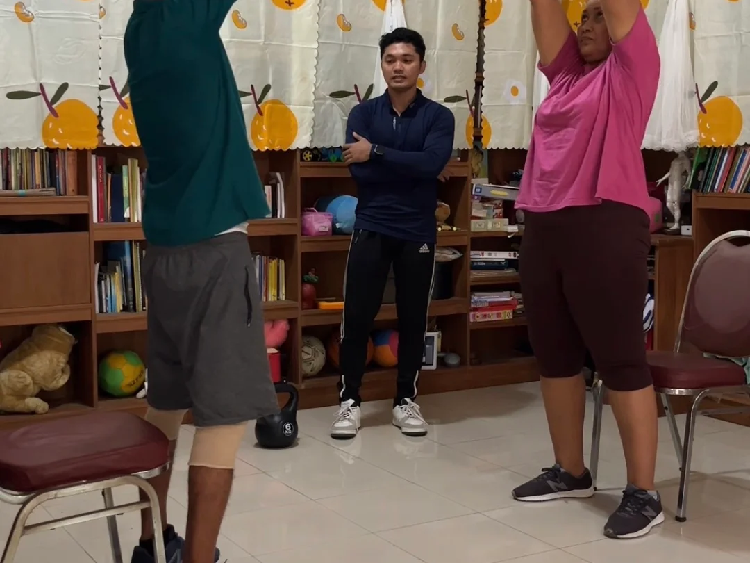 12-Session Private Gym Personal Training | Custom Fitness Coach - Denpasar - Photo 7
